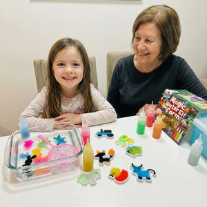  Suitable for independent or shared play